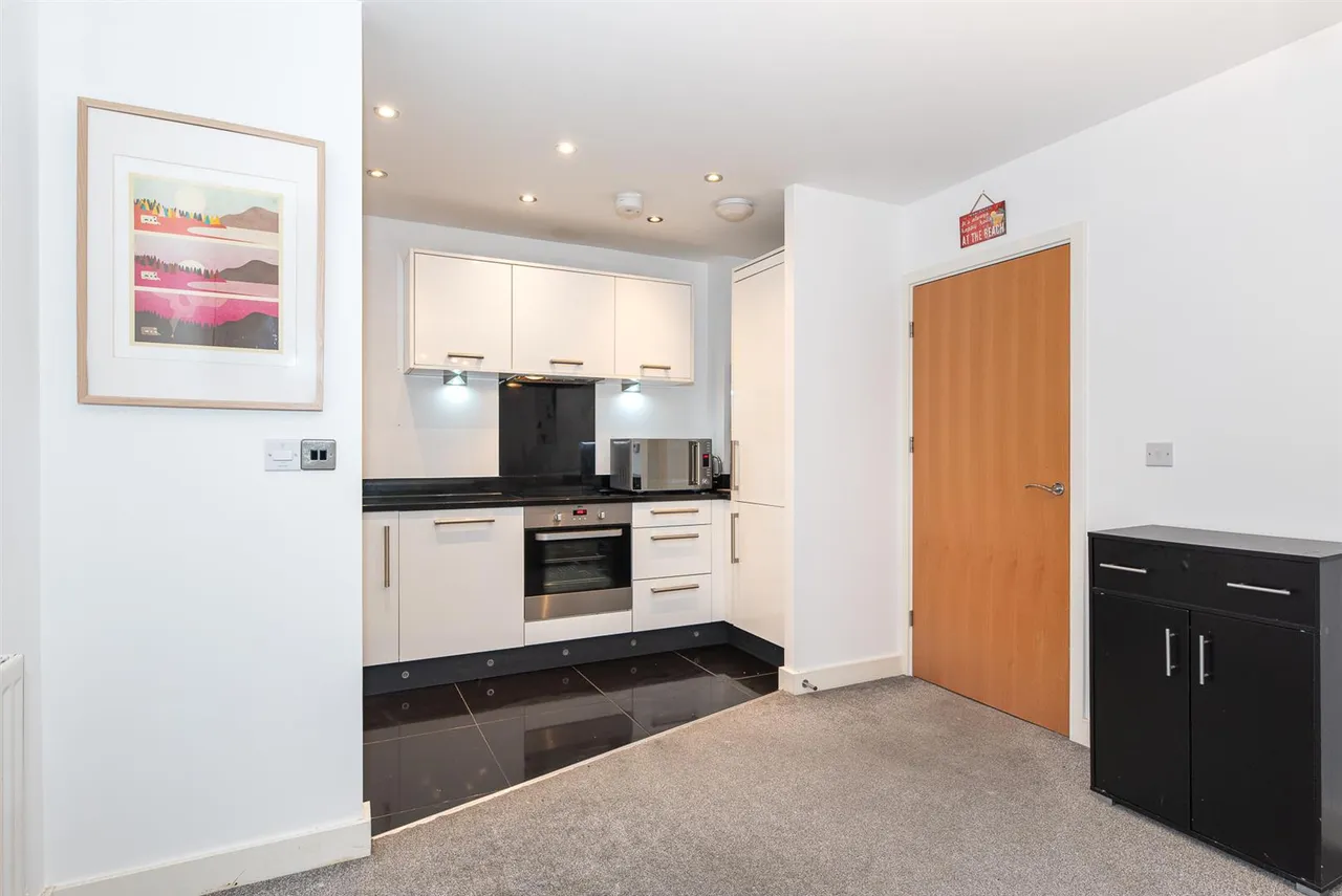Shingly Place, North Chingford, E4, photo 6