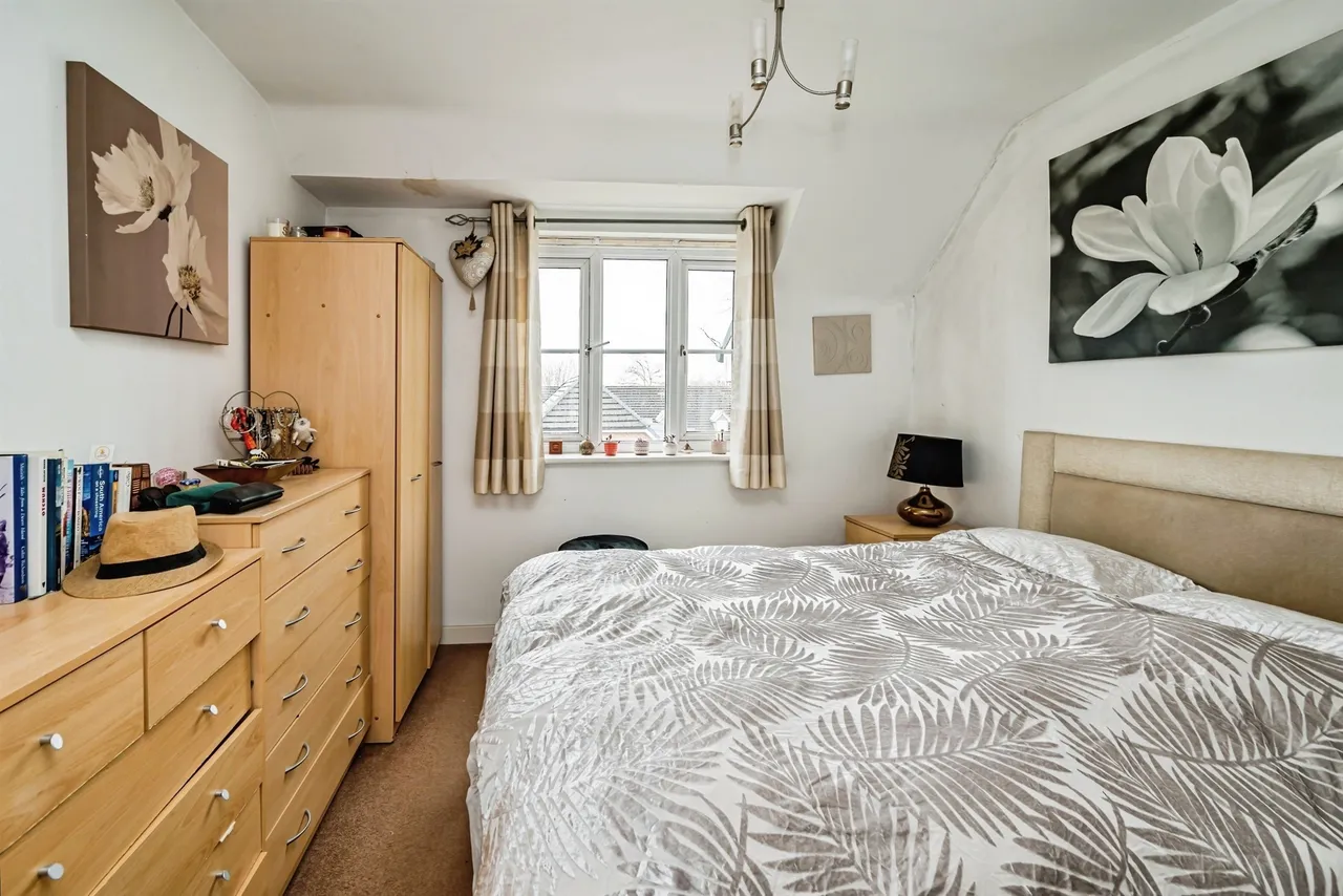 Eaton Avenue, Slough, SL1, photo 6