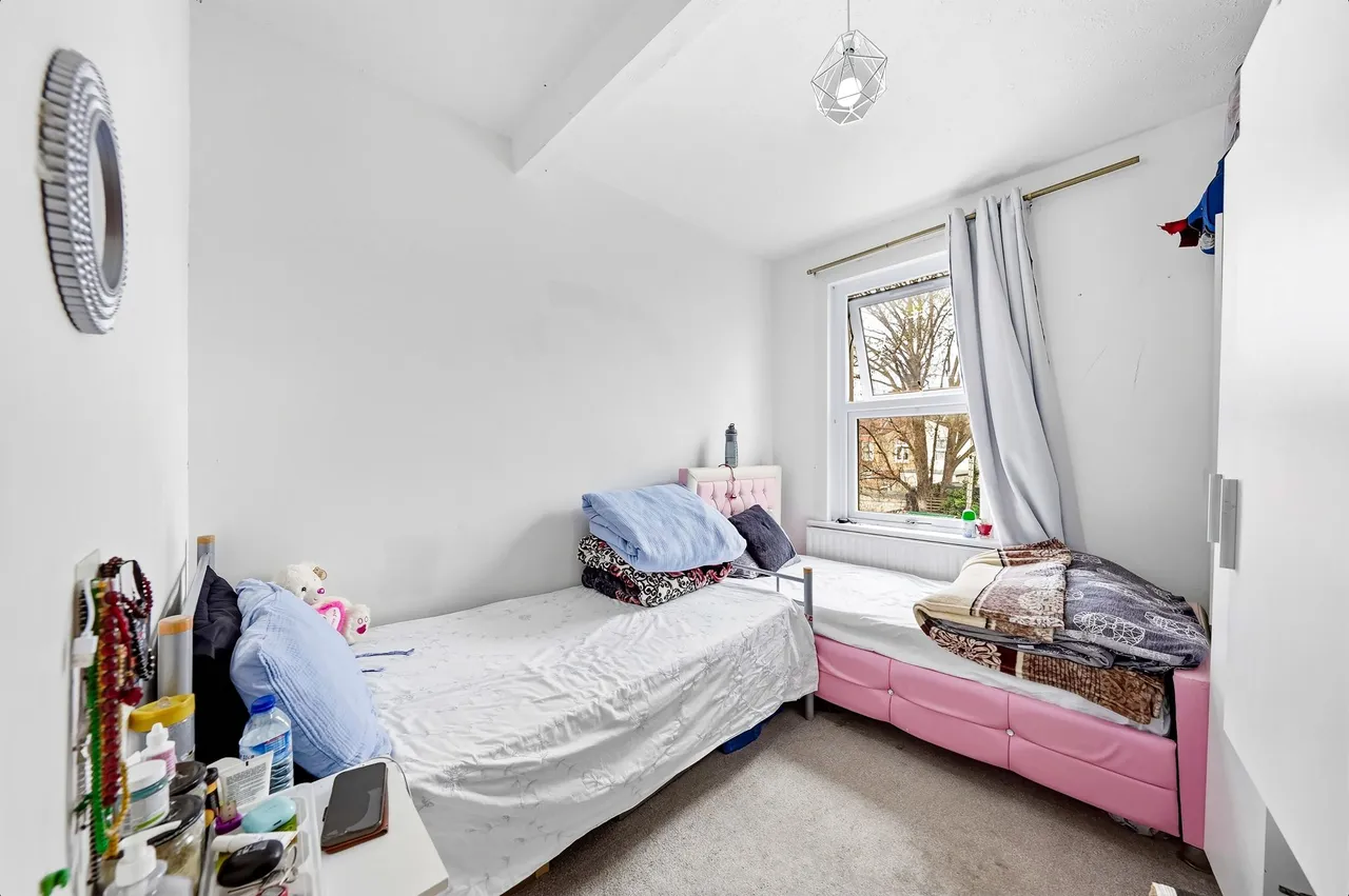 Hampton Road, Ilford, IG1, photo 15