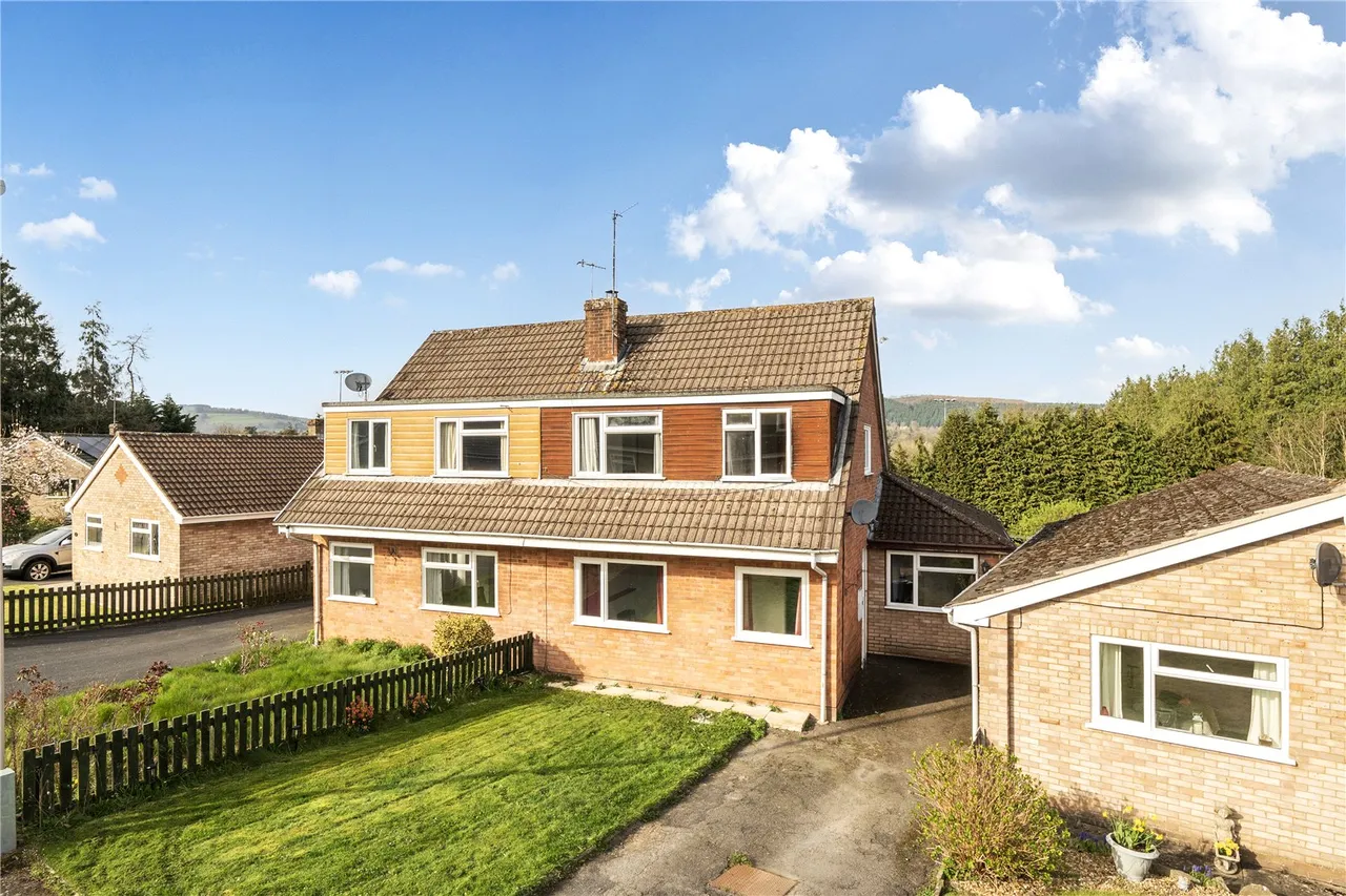 3 bed house for sale — Clatter Brune, Presteigne, Powys, LD8 2LB