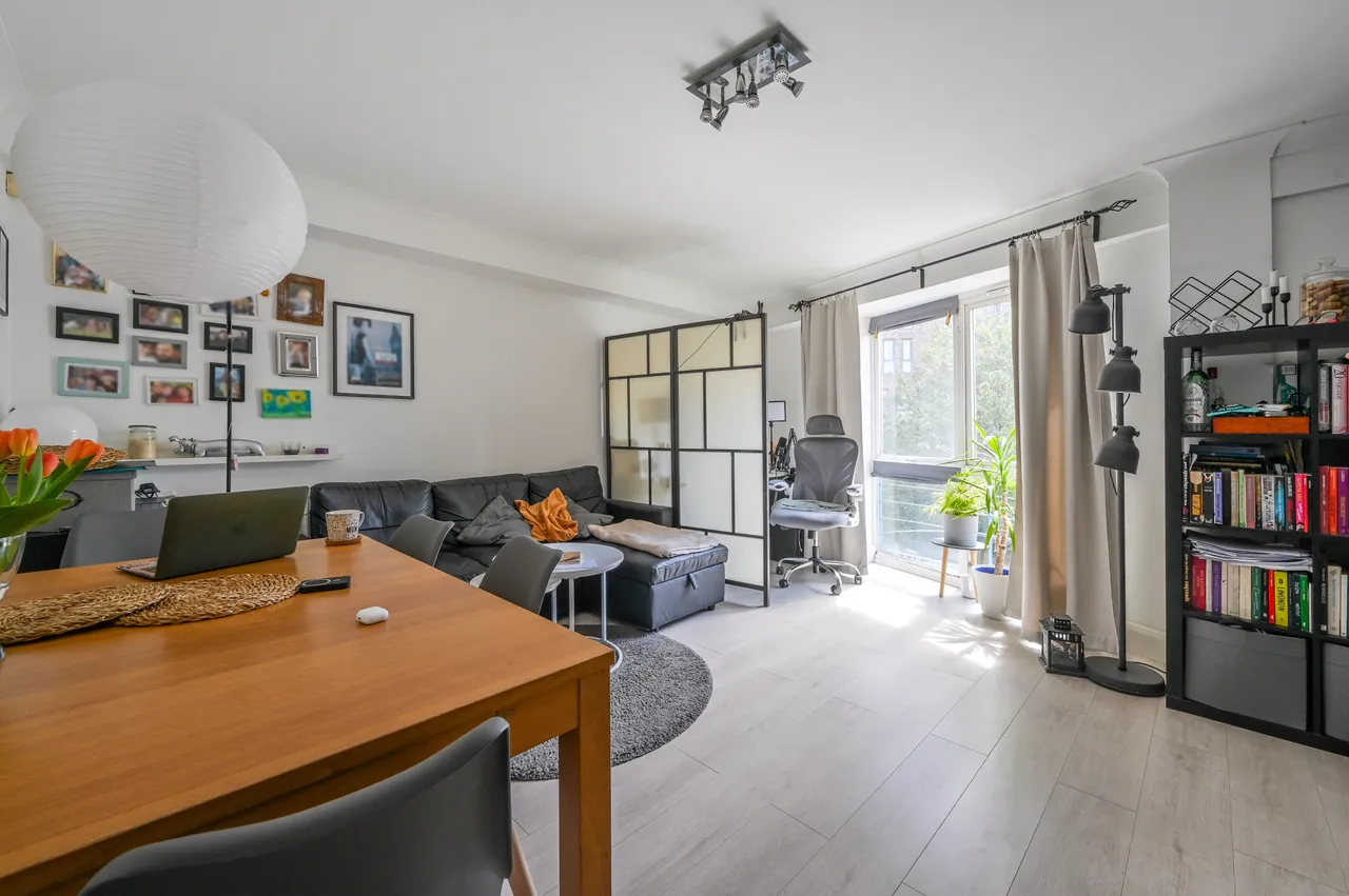 2 bed flat for sale — Flat 10 Caraway Heights, 240 Poplar High Street, London