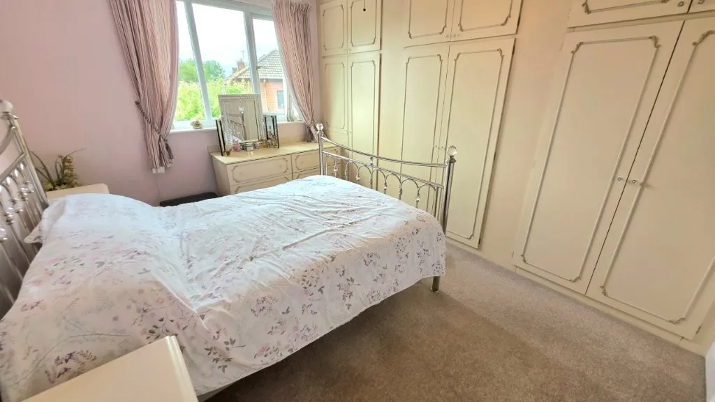 Rivington Grove, Audenshaw, M34, photo 15