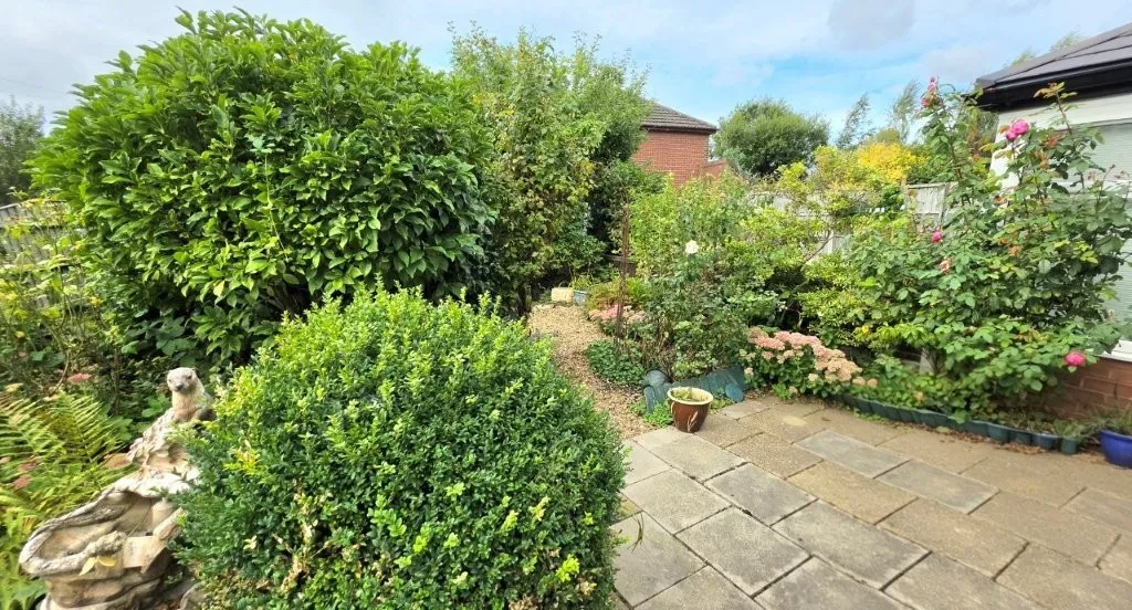 Rivington Grove, Audenshaw, M34, photo 5