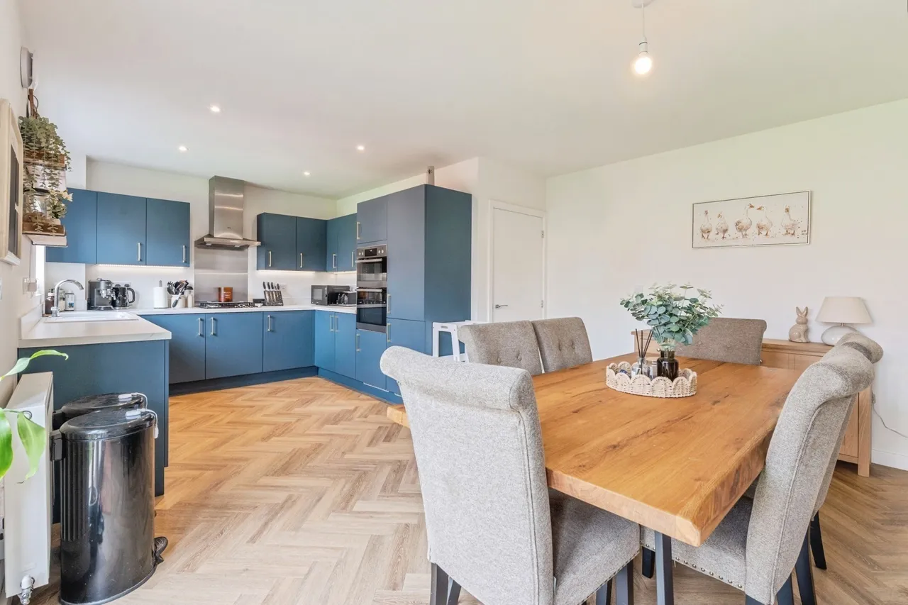 Curlew Mews, ROCHFORD, Essex, SS4, photo 3