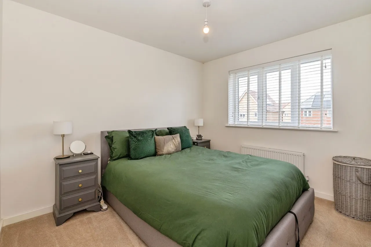 Curlew Mews, ROCHFORD, Essex, SS4, photo 11