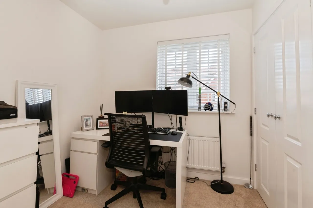 Curlew Mews, ROCHFORD, Essex, SS4, photo 16