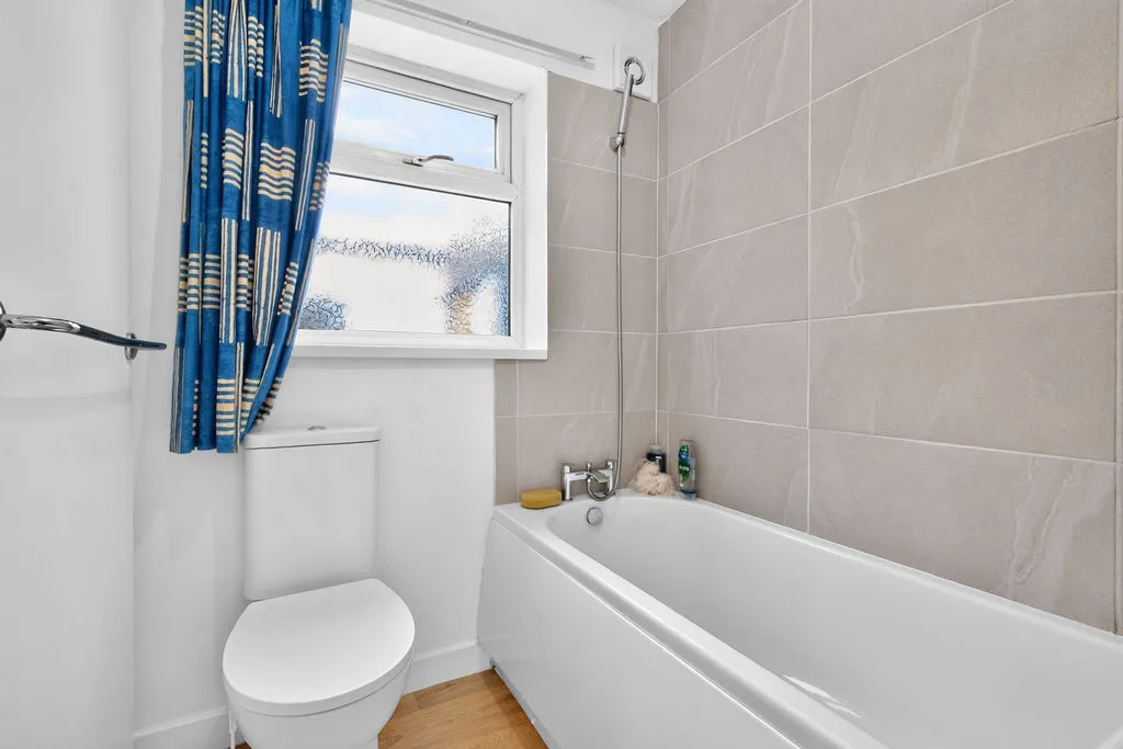 Morpeth NE65 0DH, NE65, photo 15