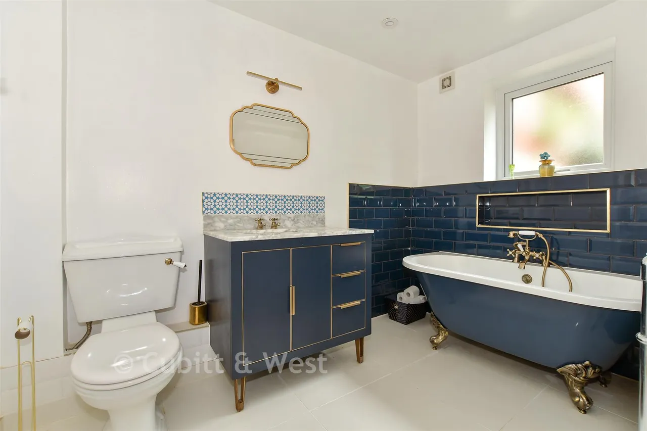 Jolesfield, Partridge Green, RH13, photo 9