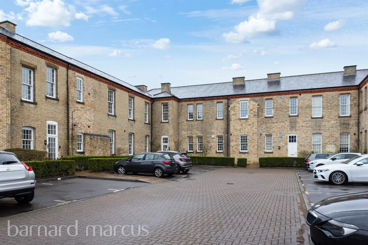 1 bed flat for sale — Horton Crescent, Epsom