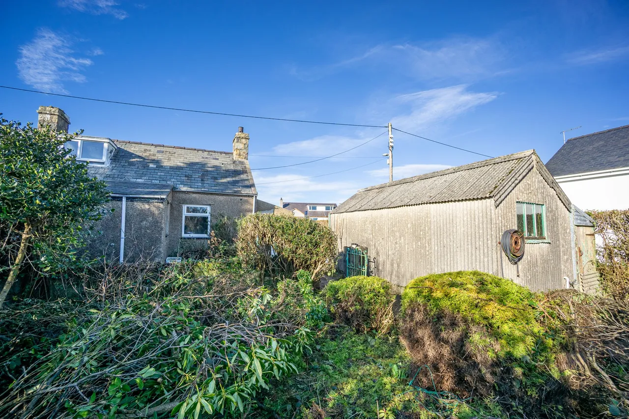 Bryn Hedd, Mynytho, Pwllheli, Gwynedd, LL53 7RF, photo 10