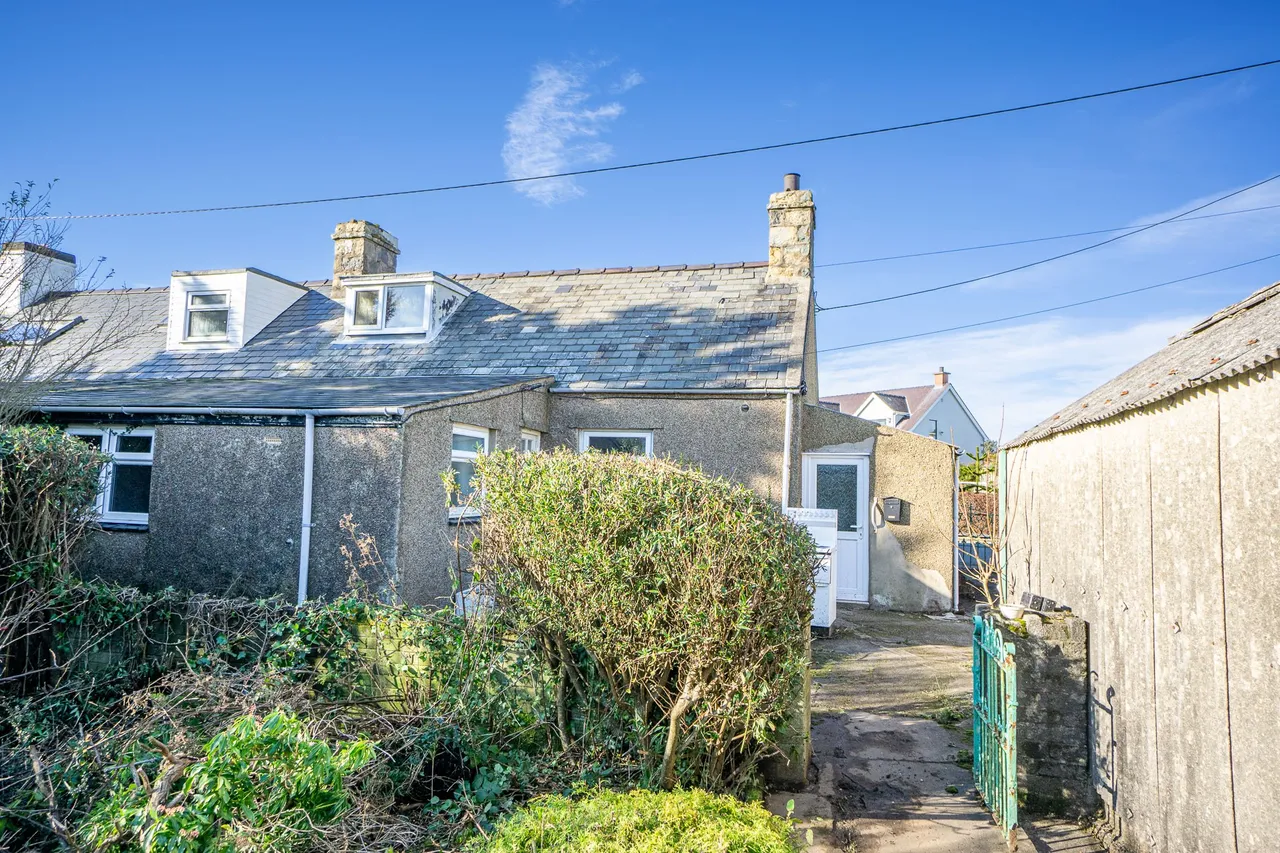 Bryn Hedd, Mynytho, Pwllheli, Gwynedd, LL53 7RF, photo 9