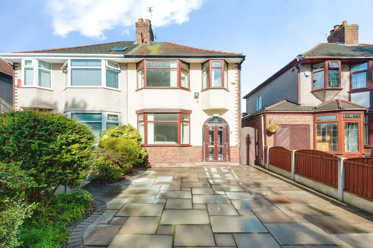 3 bed property for sale, Almonds Green, Liverpool, L12