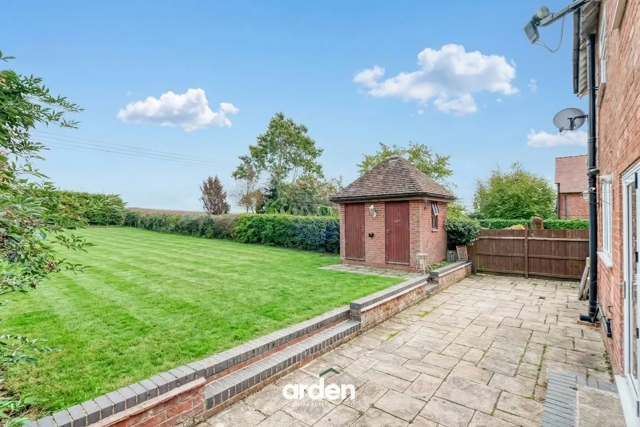 Birmingham Road, Marlbrook, B61, photo 4