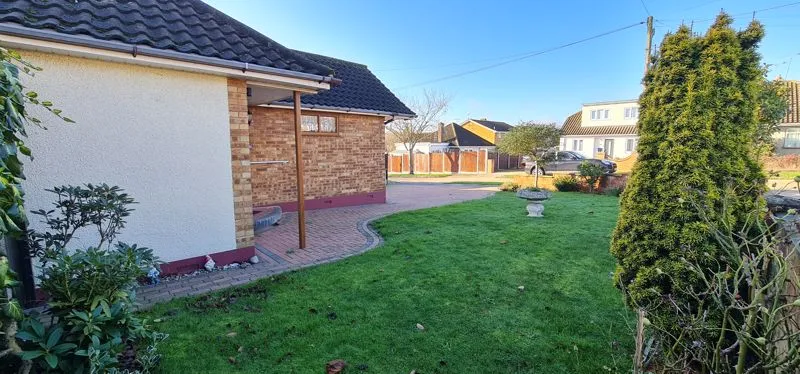 Eastwood Park Drive, Eastwood, Essex, SS9 5RR, photo 22