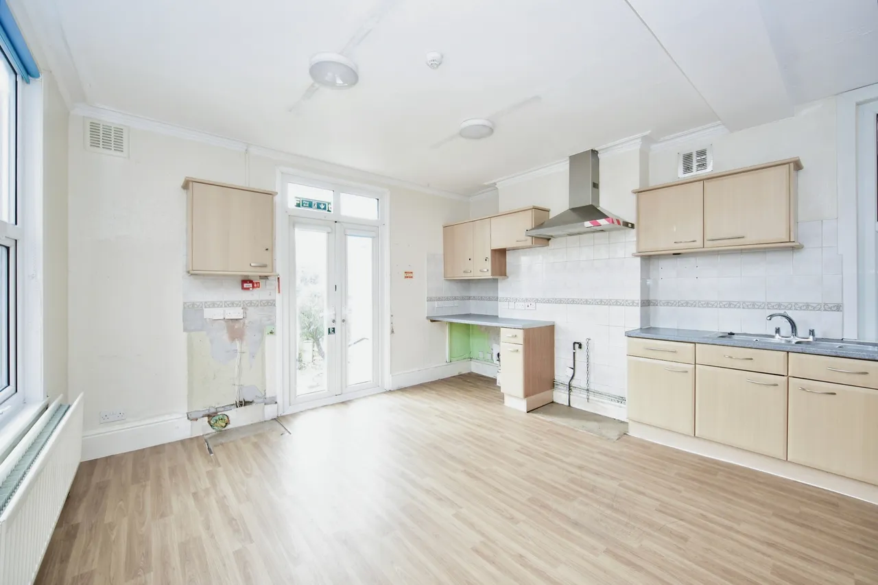 Holland Road, Maidstone, Kent, ME14, photo 2
