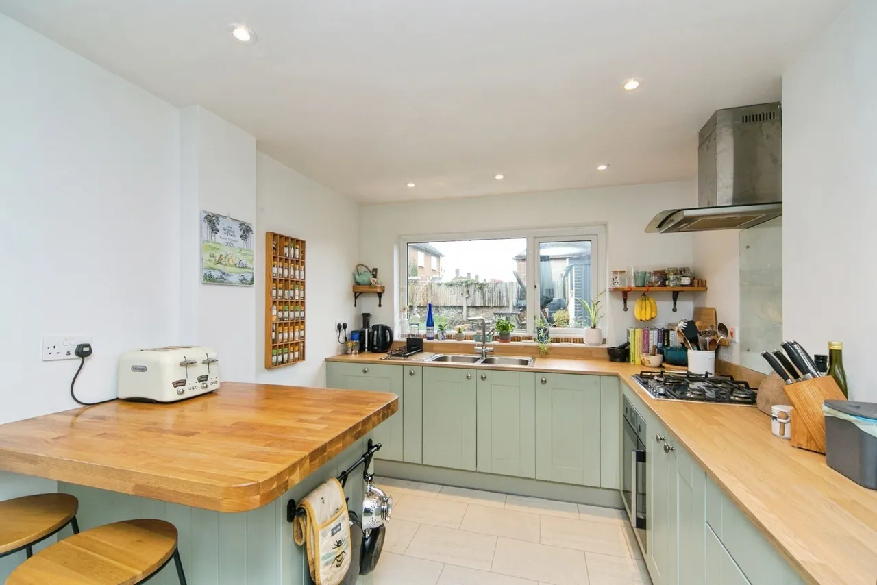 Rhos Road, Rhos on Sea, LL28, photo 2