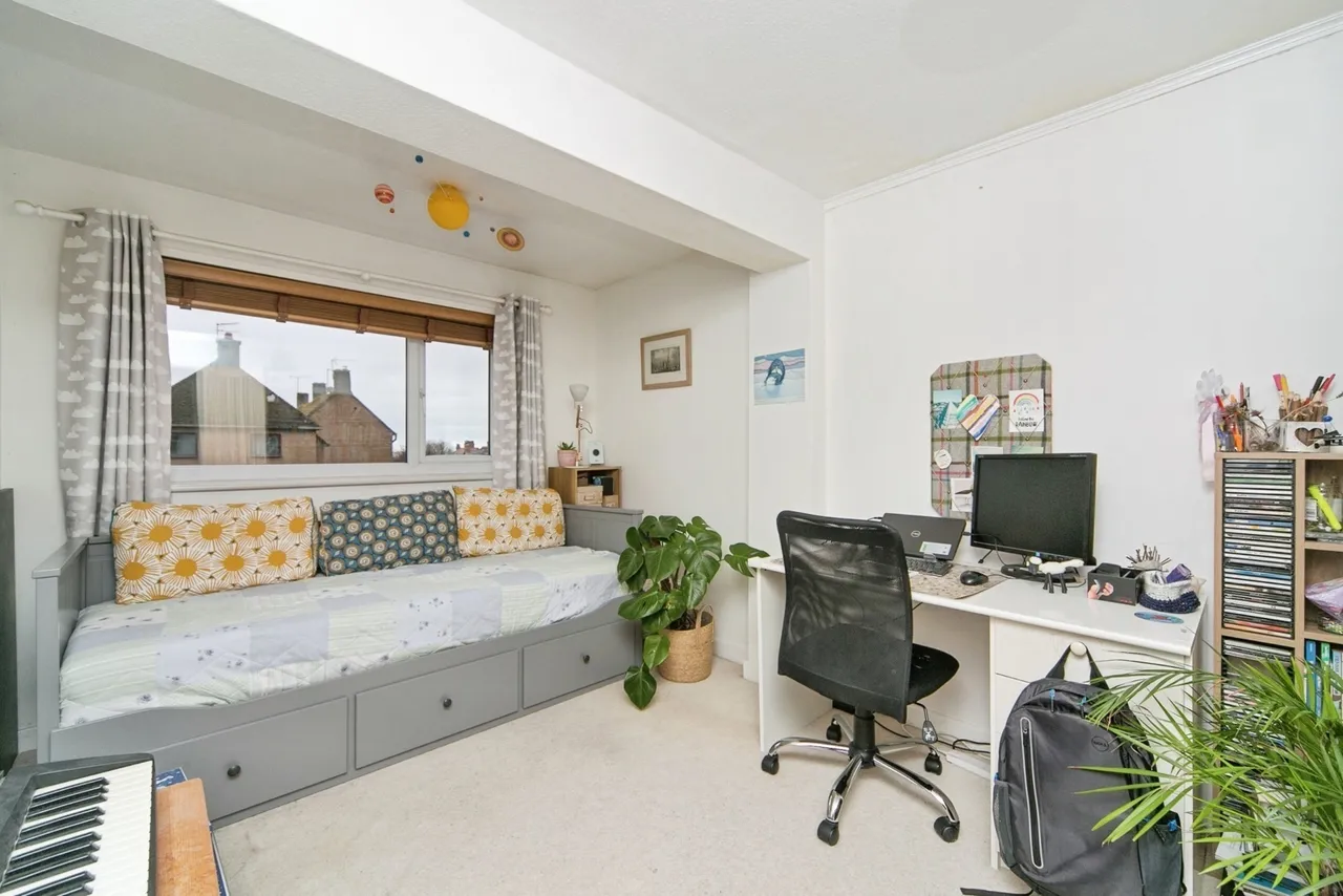 Rhos Road, Rhos on Sea, LL28, photo 3