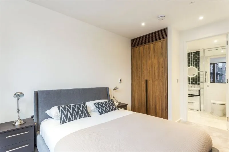 Embassy Gardens, Nine Elms, SW11, photo 5