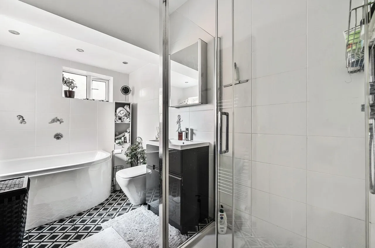 Gipsy Lane, Wokingham, RG40, photo 5