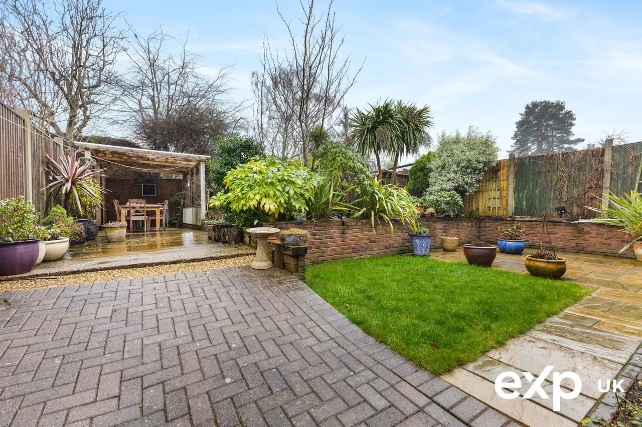 Winster Avenue, Ravenshead, photo 20