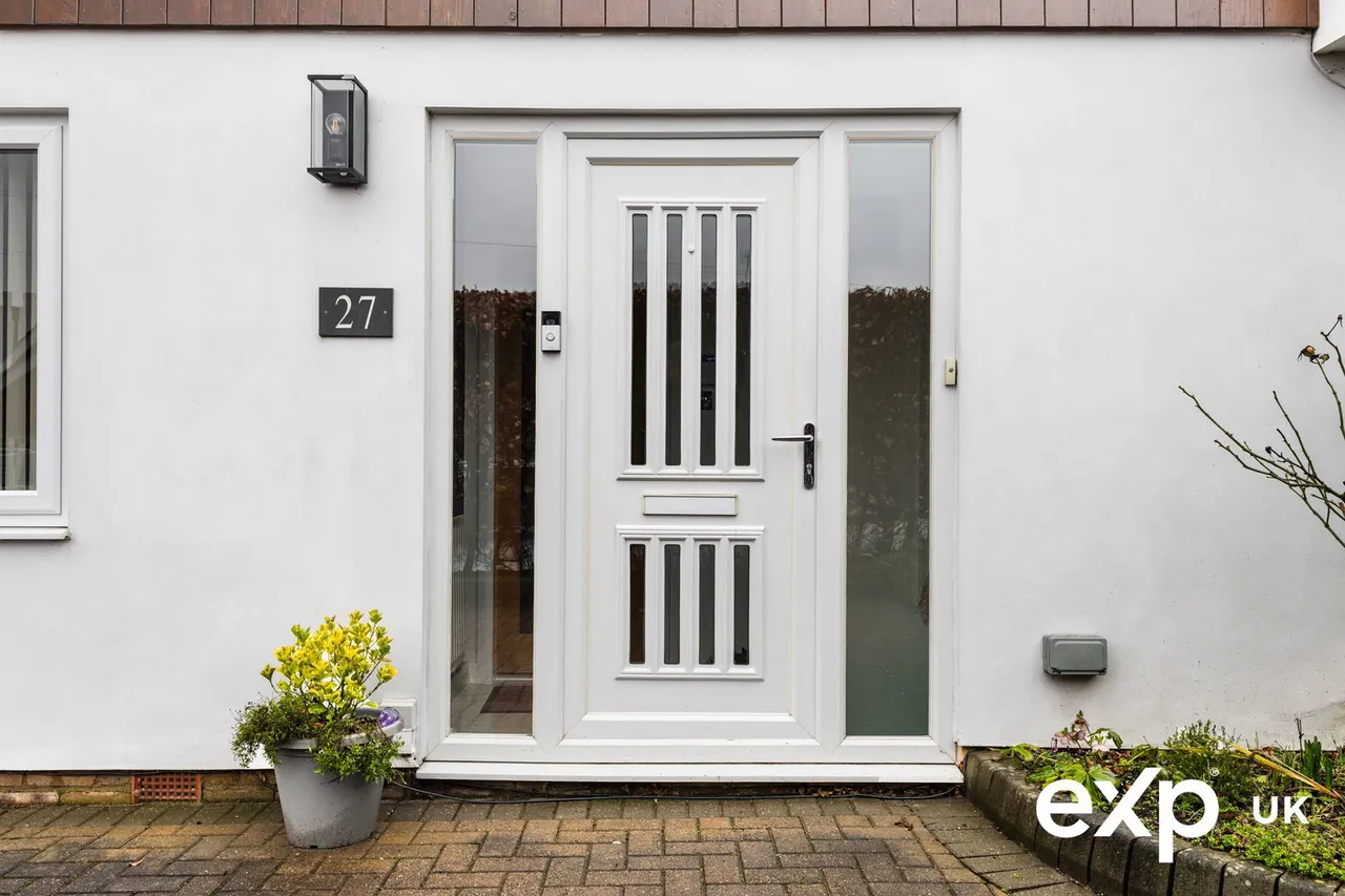 Winster Avenue, Ravenshead, photo 24