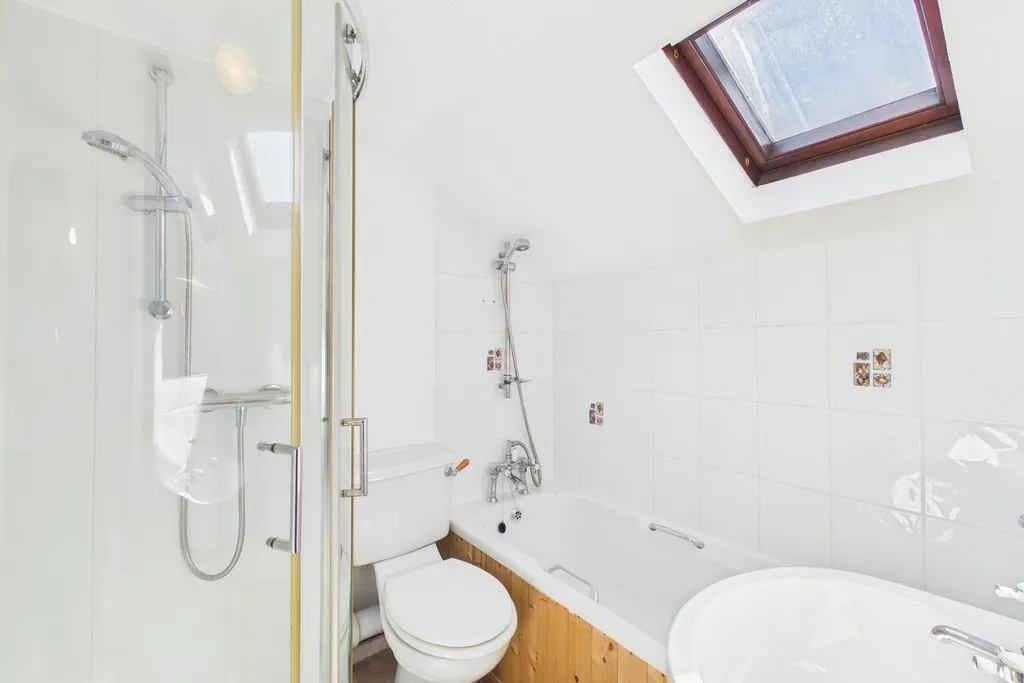 Chambers Close, Kendal, LA9, photo 12