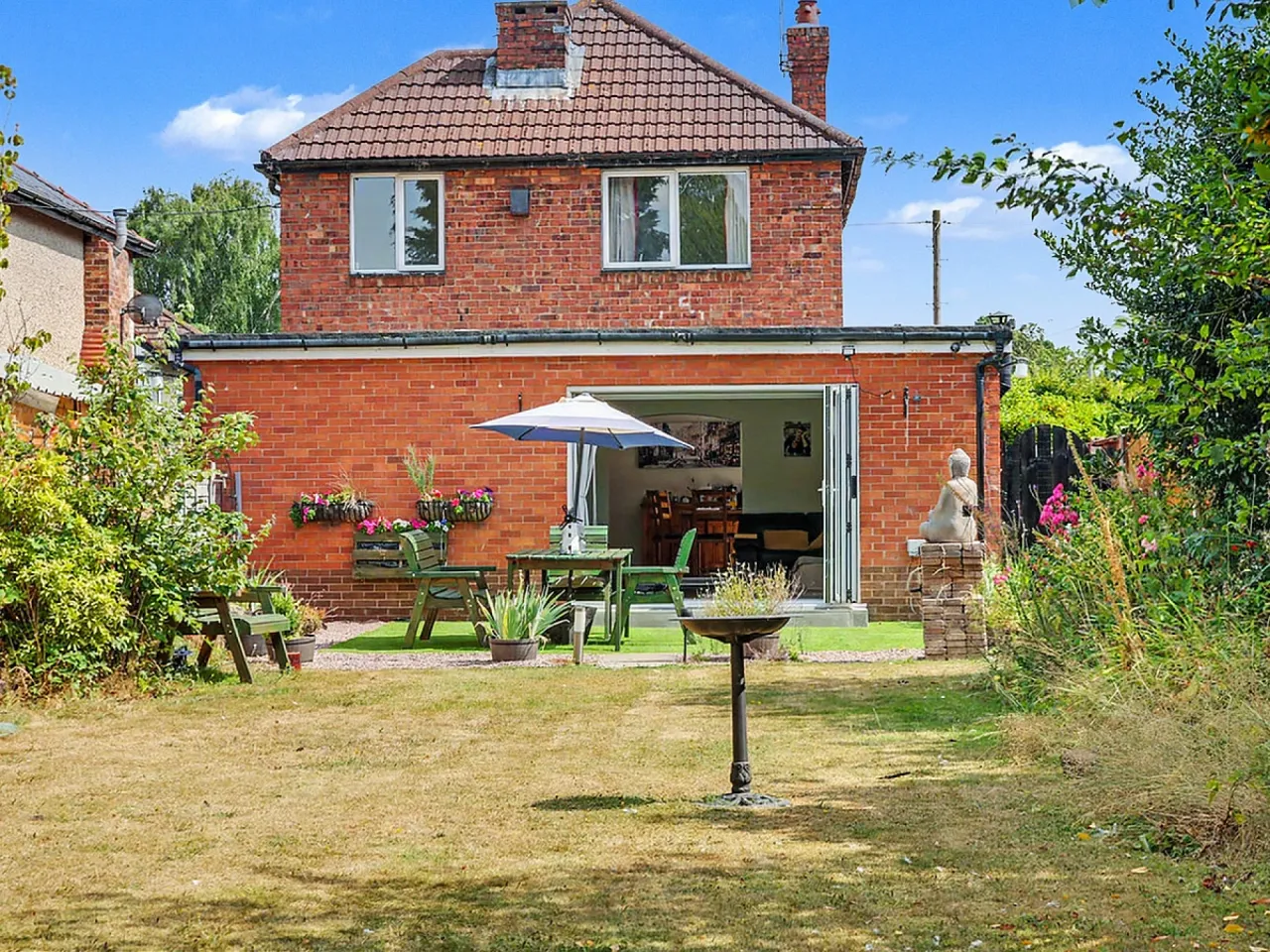 Warrington Road, Northwich, photo 4