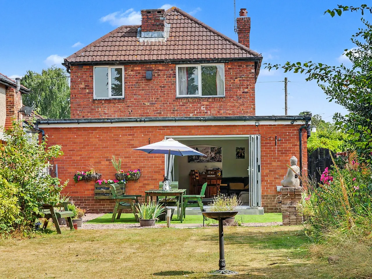 Warrington Road, Northwich, photo 5
