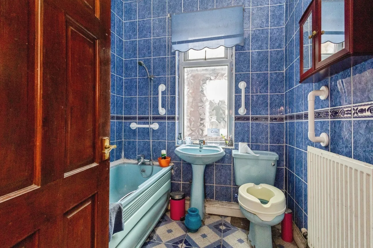 Clitheroe Road, Manchester, Greater Manchester, M13, photo 12