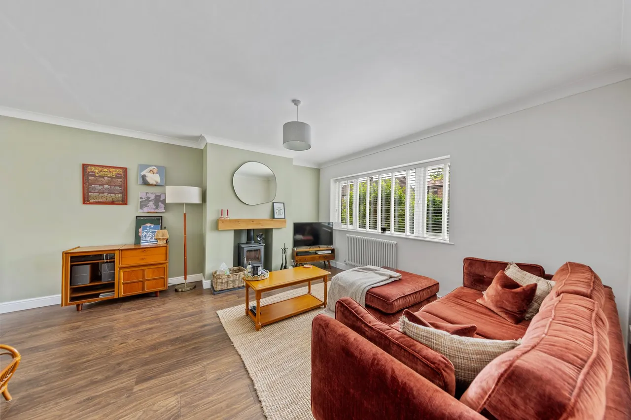 Maple Crescent, Penketh, Warrington, Warrington, WA5 2LE, photo 2