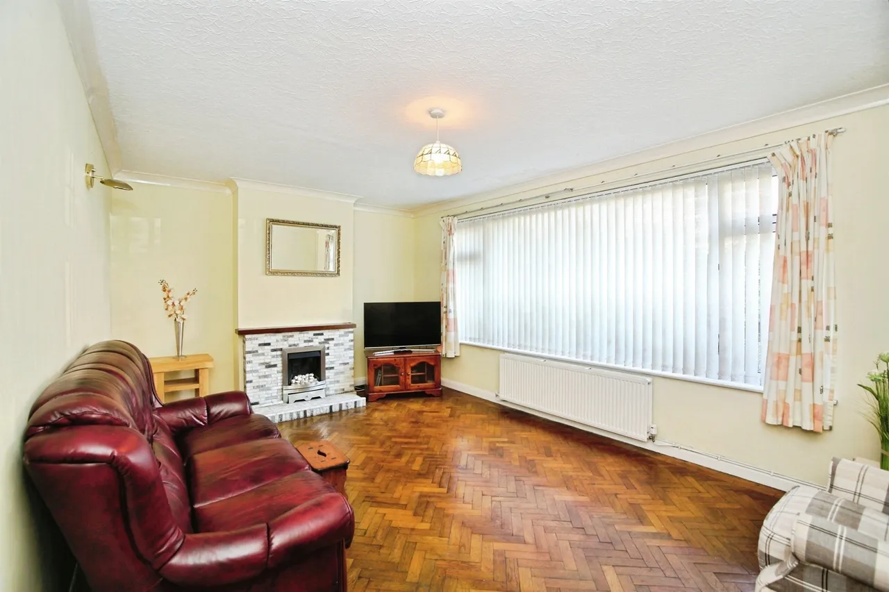 Woodland Park Road, Newport, NP19, photo 3