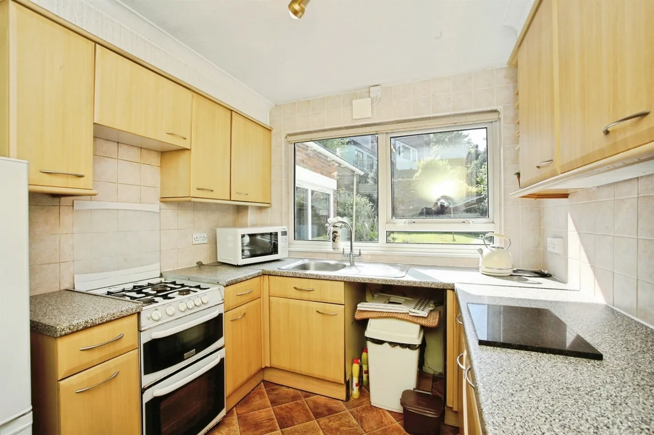 Woodland Park Road, Newport, NP19, photo 9