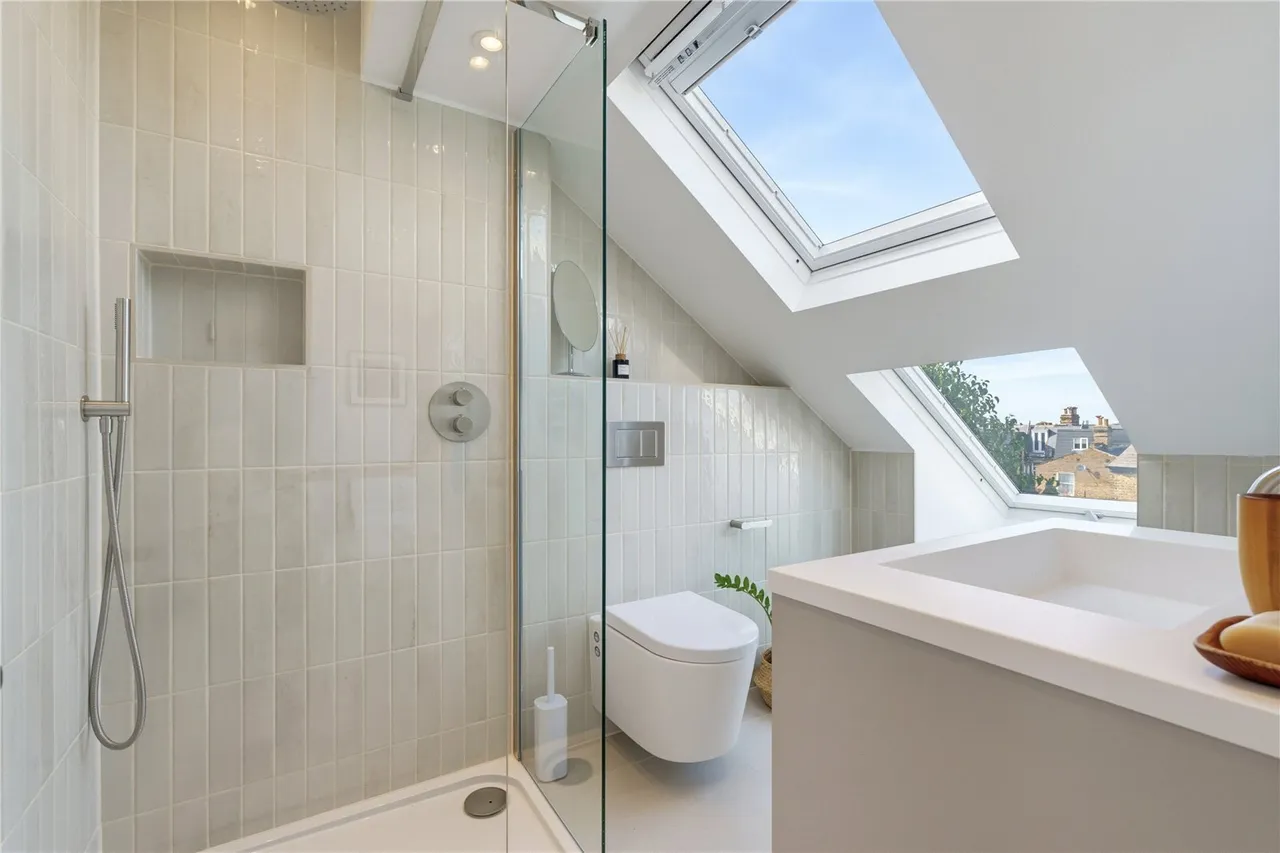 Tantallon Road, London, SW12, photo 9