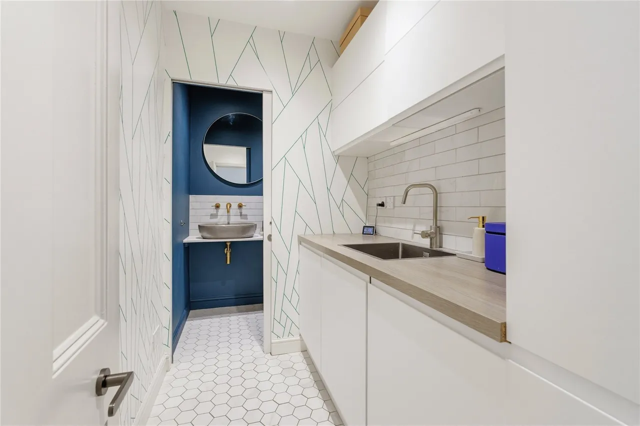 Tantallon Road, London, SW12, photo 12