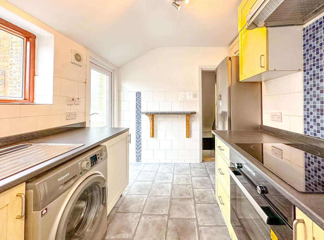St Albans Road, Watford, WD24, photo 4