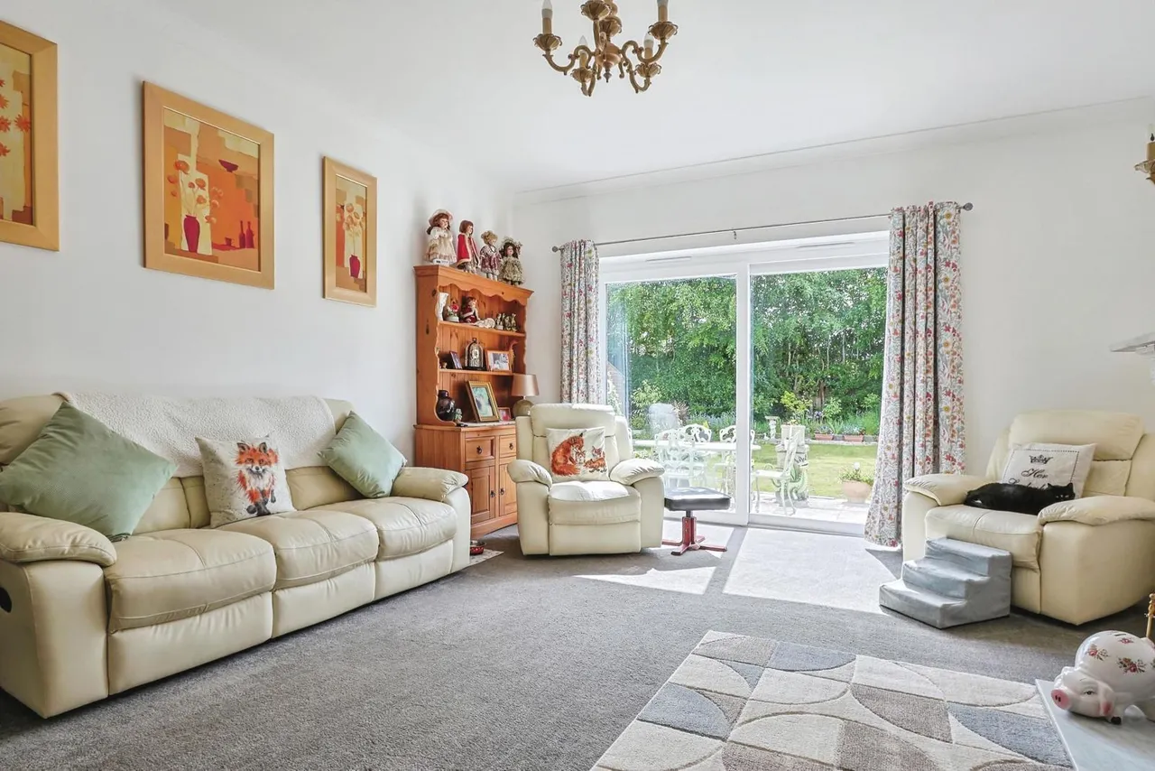 New Road, Bournemouth, BH10, photo 3