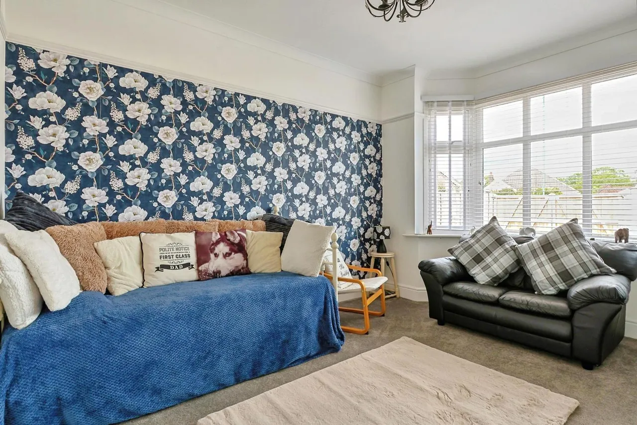 New Road, Bournemouth, BH10, photo 13