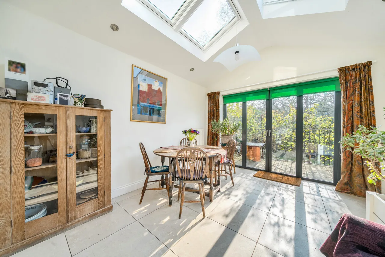 Kestrel Avenue, Herne Hill, London, SE24, photo 2