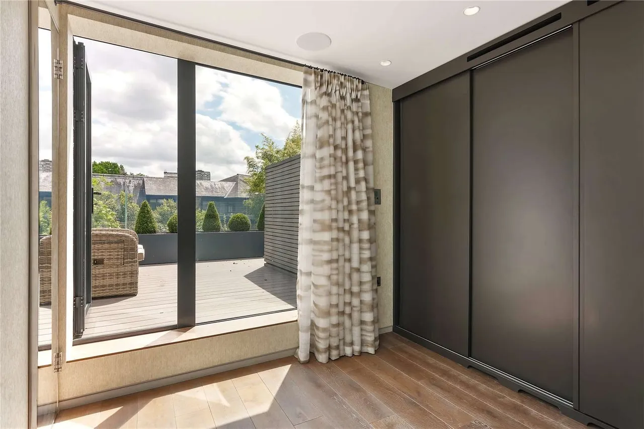 Battersea Church Road, Battersea, London, SW11 3LY, photo 12