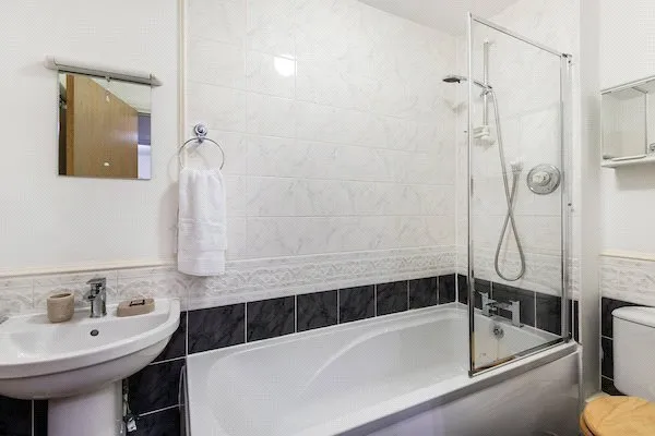 Bartholomew Close, Smithfield, EC1A, photo 5