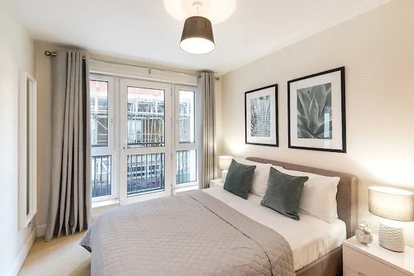 Bartholomew Close, Smithfield, EC1A, photo 3