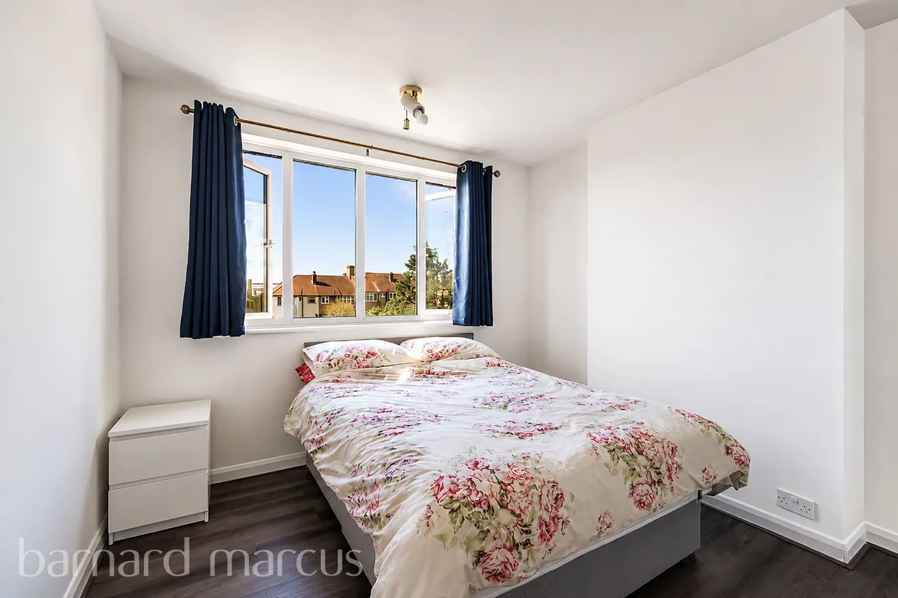 Shaldon Drive, MORDEN, photo 7