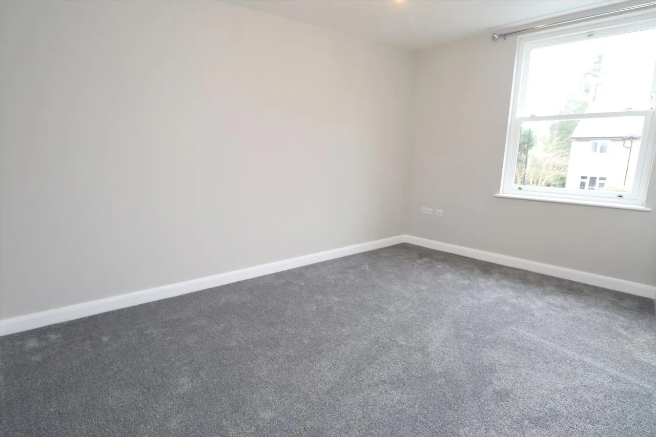 Carlisle Road, Pudsey, LS28, photo 11