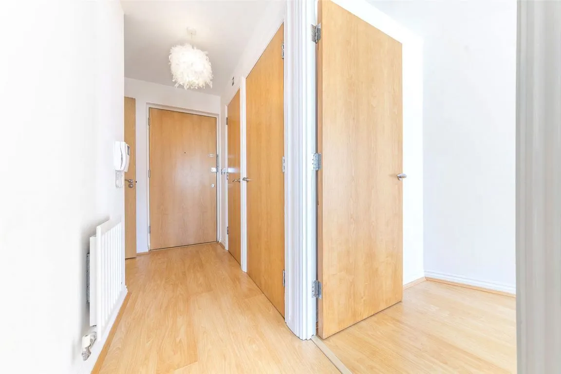 Battersea Park Road, Battersea, photo 9