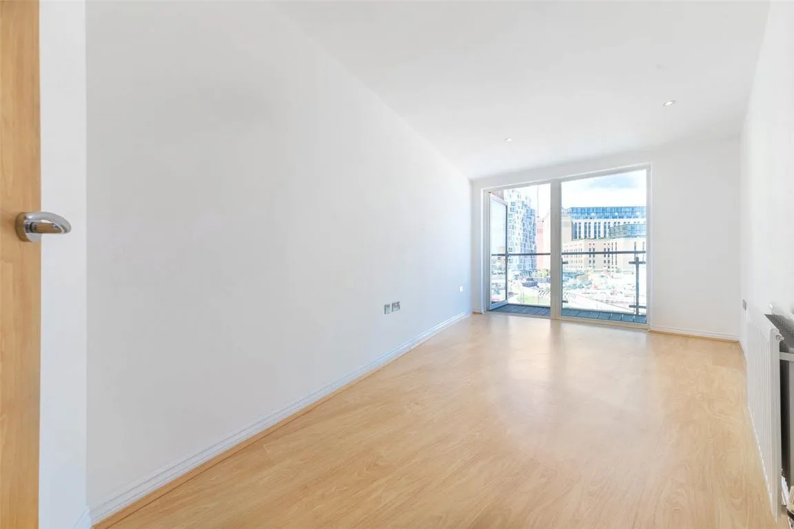 Battersea Park Road, Battersea, photo 6