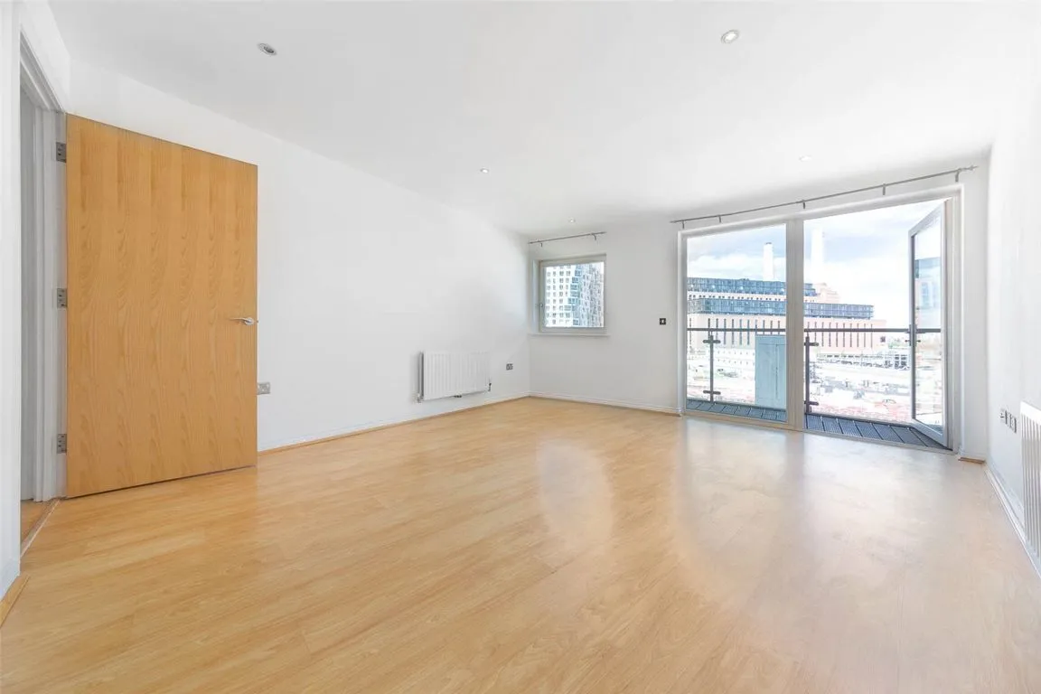1 bed flat to rent, Battersea Park Road, Battersea