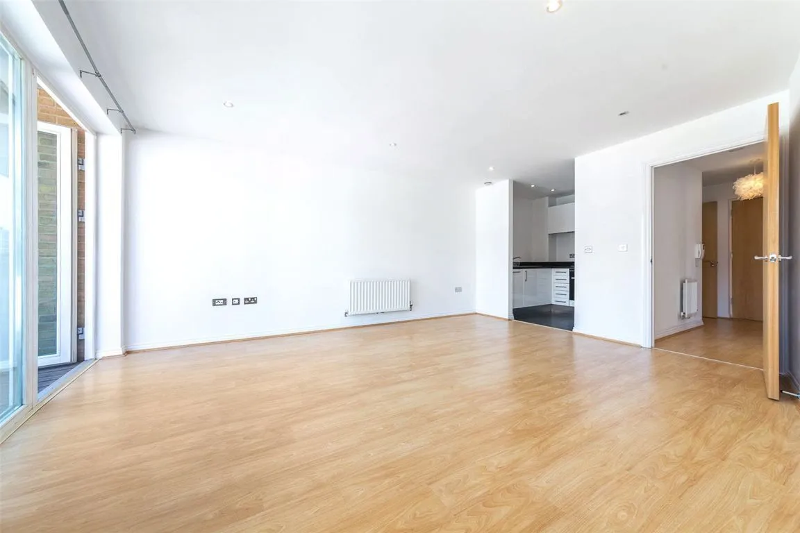 Battersea Park Road, Battersea, photo 5