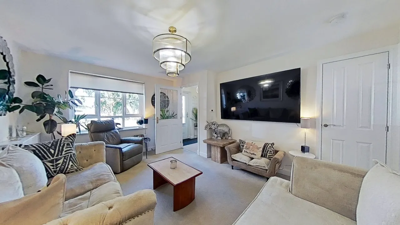 Duich Crescent, Glasgow, G33, photo 3