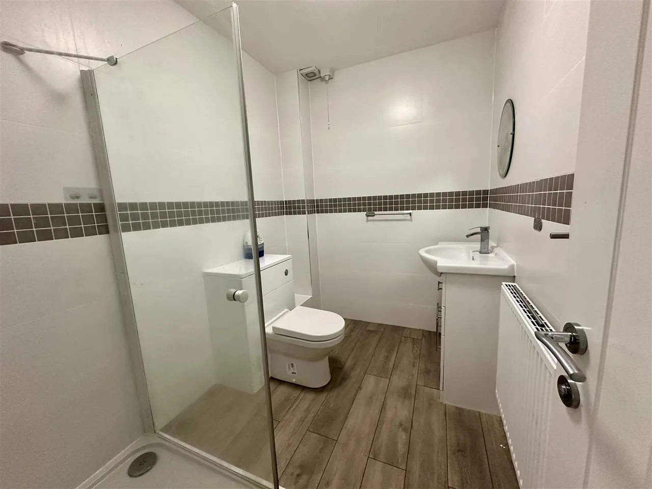 Ocean View Crescent, Brixham, photo 6