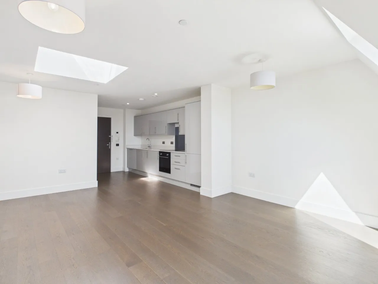 Sycamore Road, Amersham, HP6, photo 11